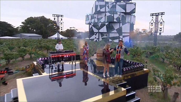 04-07_13-39-13_Channel 9 Melbourne_Channel 9 Melbourne.ts_028367430