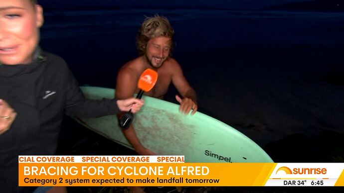 Covert_Affairs_20250306_0134.ts_015061600