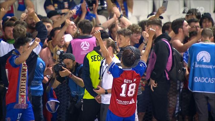 20251004180350.mp4_016079118