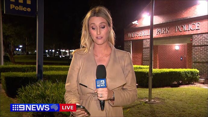 Paramedics_20240415_2141.ts_000734946