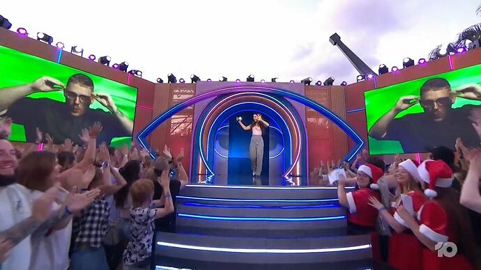 12-03_15-12-27_10 Melbourne_10 Melbourne.ts_012002597