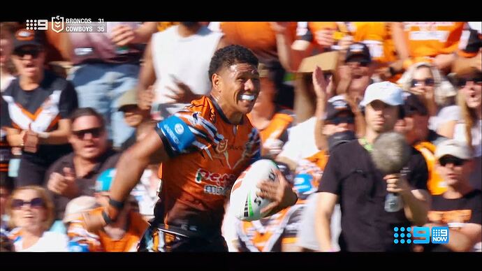 04-10_22-23-59_Channel 9 Sydney_Channel 9 Sydney.ts_000248405