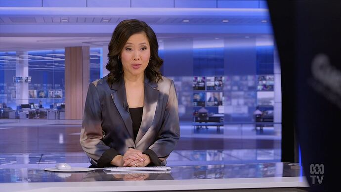 Martin_Clunes#_Islands_Of_The_Pacific_20240121_1601.ts_007327338