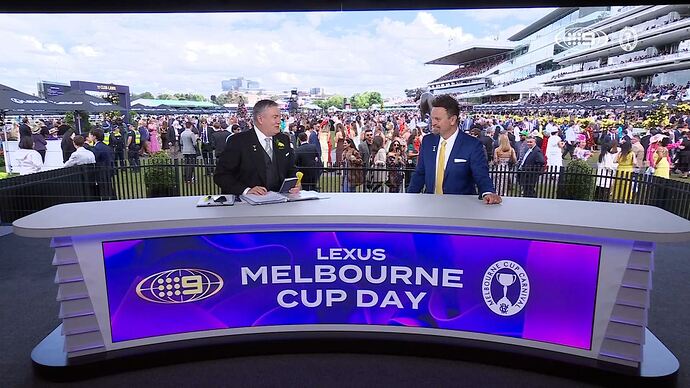 11-04_07-49-19_9 Syd_9 Syd.ts_014389000