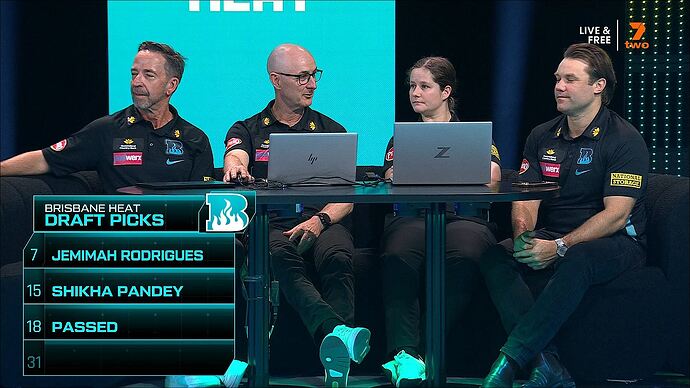 09-01_16-14-08_7two_7two.ts_000162880