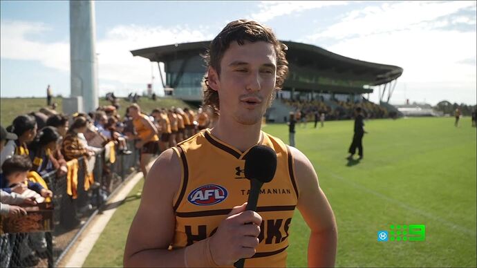 04-20_18-32-21_Channel 9 Melbourne_Channel 9 Melbourne.ts_013259844