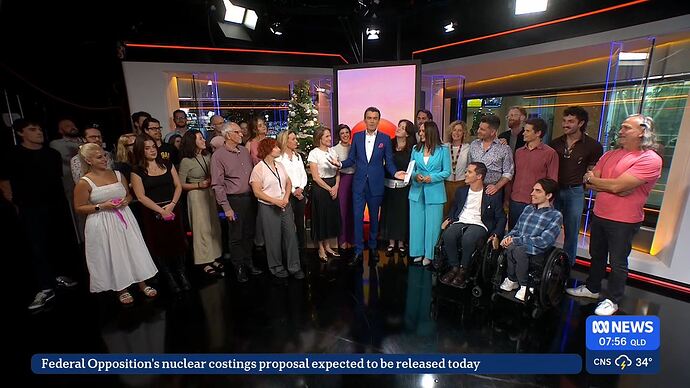 12-13_07-49-21_ABC NEWS_ABC NEWS.ts_000446536