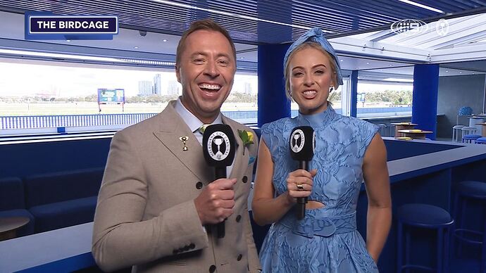 11-04_07-49-19_9 Syd_9 Syd.ts_004833648