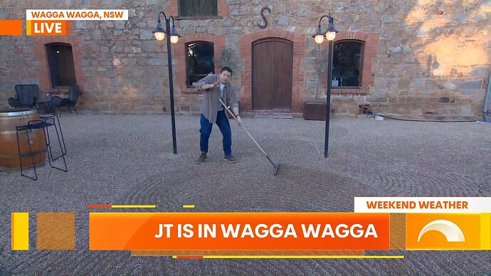 20250822232113.mp4_028261201