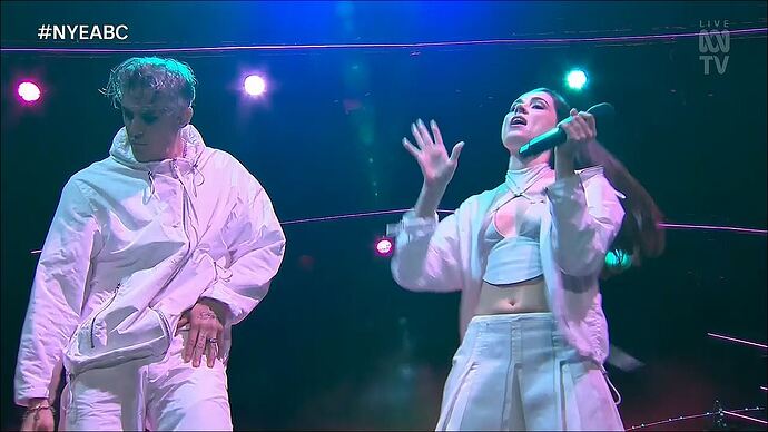 12-31_19-59-46_ABC TV_ABC TV.ts_006876280