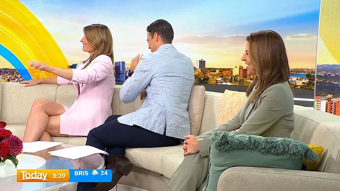 02-14_01-03-06_GTV9_GTV9.ts_023892117