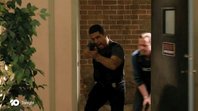 02-03_17-51-54_10 Melbourne_10 Melbourne.ts_002066337