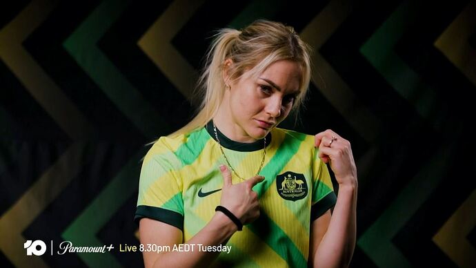 11-28_15-27-29_10 Sydney_10 Sydney.ts_013030623