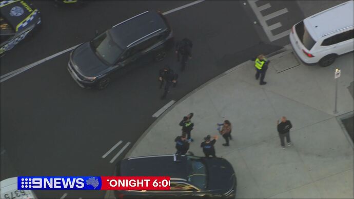 05-25_13-43-53_Channel 9 Melbourne_Channel 9 Melbourne.ts_008824786