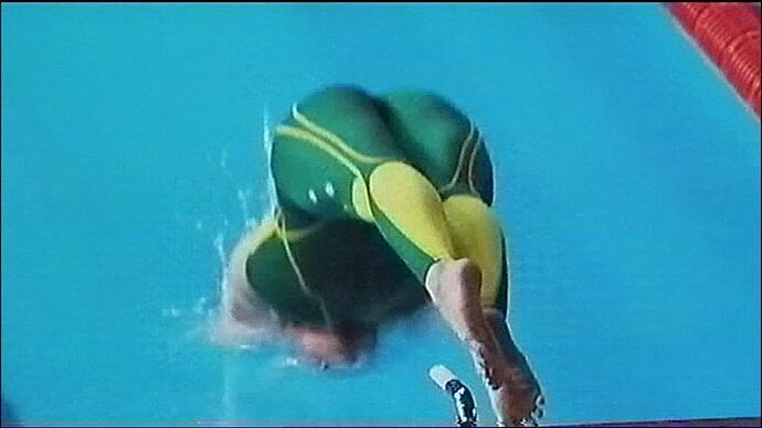 9 News 22 March 2008 1 Sarah Harris Olympic swimming.mpg_000608938
