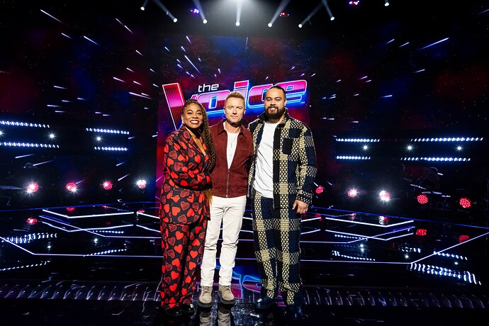 THE VOICE S14 - TEAM RONAN SEMI-FINALISTS CLE MORGAN AND ELLAPHON TA