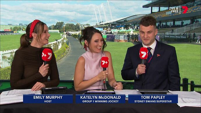Seven's_Horse_Racing_20260718_1227.ts_003336967
