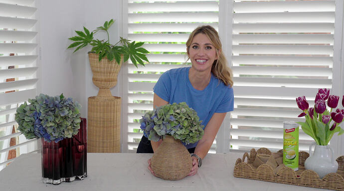 EP13 - JULIET - A CRISP VASE