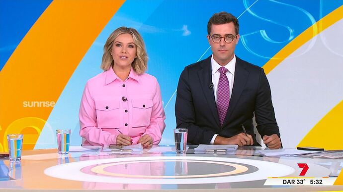 Girlfriends'_Guide_To_Divorce_20260106_0022.ts_018647920