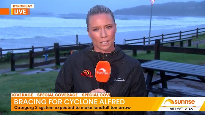 Covert_Affairs_20250306_0134.ts_015164887