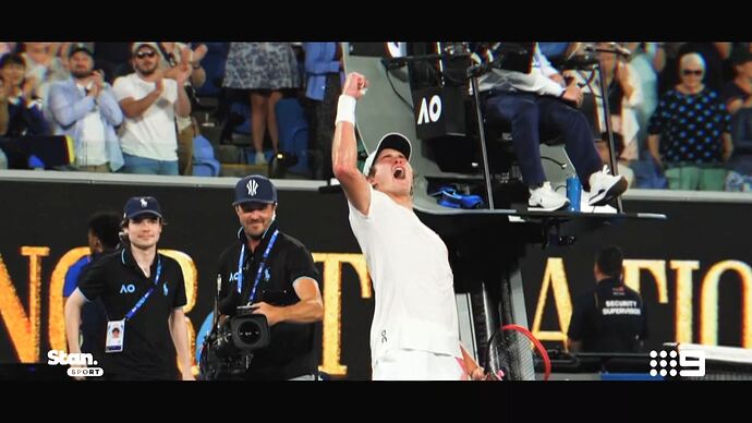 11-11_01-07-04_9 Syd_9 Syd.ts_016593886