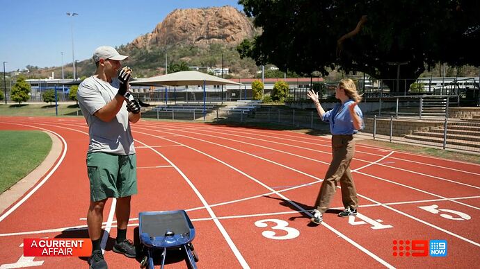 02-01_07-55-49_Channel 9 Sydney_Channel 9 Sydney.ts_011672386