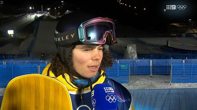 Olympic_Winter_Games_Milano_Cortina_2026_-_Post_Midnight_20260208_0145.ts_015453580