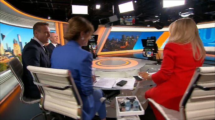 20250919011240.mp4_017324942