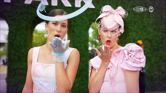 11-01_07-41-59_9 Syd_9 Syd.ts_010154473