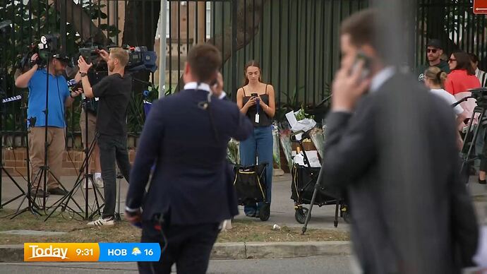 12-15_07-58-57_Channel 9 Sydney_Channel 9 Sydney.ts_002002320