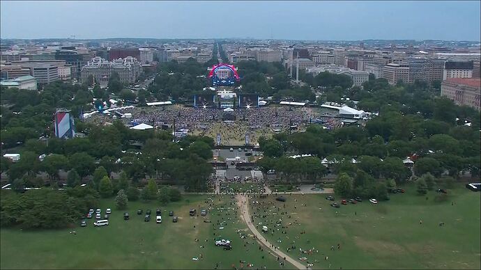 LIVE#_UFC_Freedom_250_20260615_0957.ts_000150349