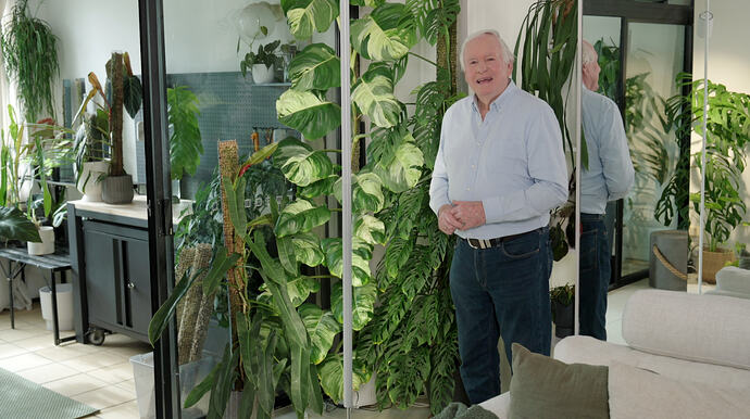 GRAHAM - PLANT-FILLED APARTMENT - EP35