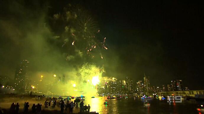 12-31_16-05-08_Channel 9 Melb_Channel 9 Melb.ts_025258700