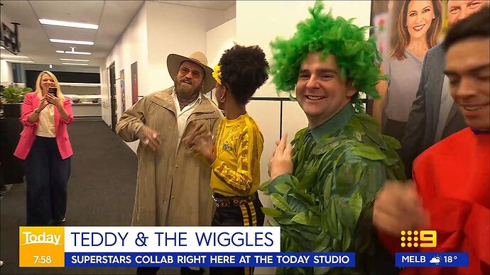 10-03_07-54-11_9 Syd_9 Syd.ts_000337123