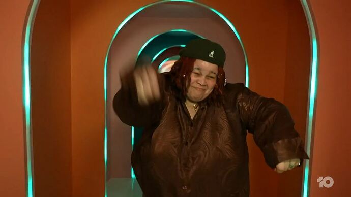 11-09_17-47-10_10 Melbourne_10 Melbourne.ts_002229650