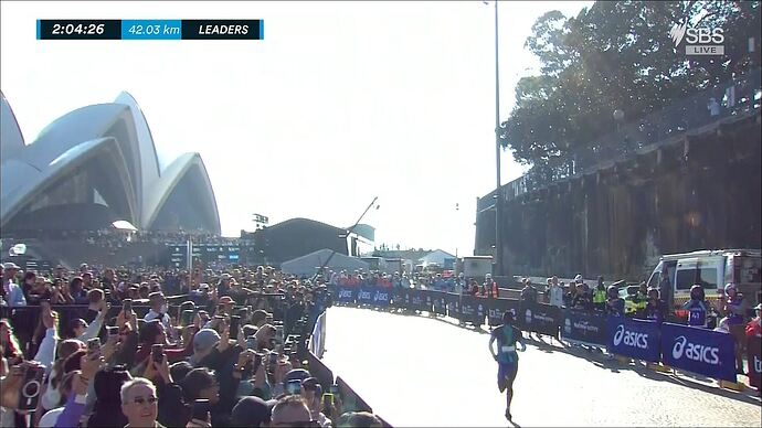 08-30_08-14-18_SBS ONE HD (eng)_TCS Sydney Marathon 2026.ts_001221683
