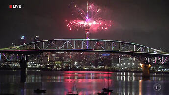 vlcsnap-2025-12-31-22h22m24s251