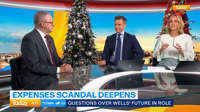 12-10_00-40-14_Channel 9 Sydney_Channel 9 Sydney.ts_023540184