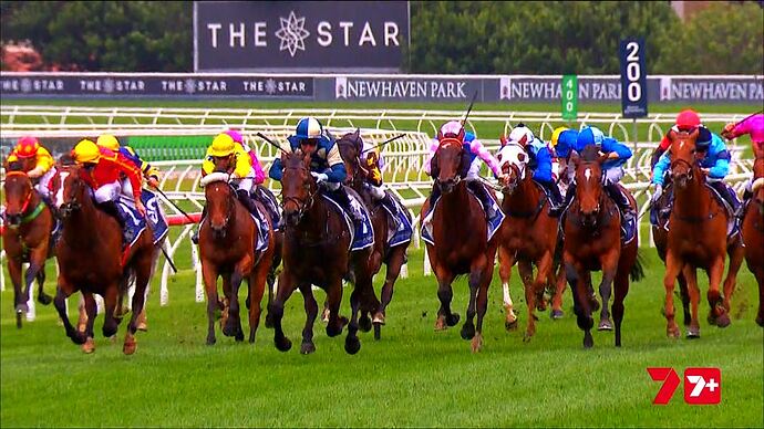 11-03_07-55-45_Seven Sydney_Seven Sydney.ts_002937203