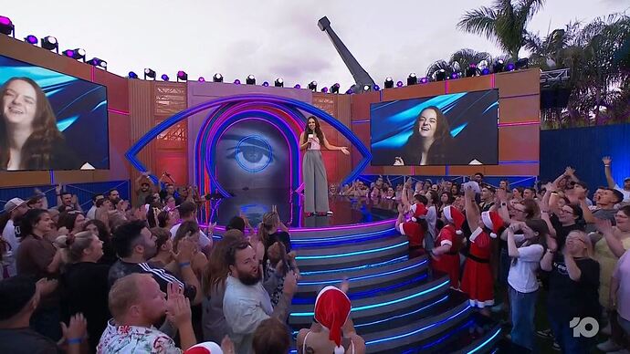 12-03_15-12-27_10 Melbourne_10 Melbourne.ts_012093685