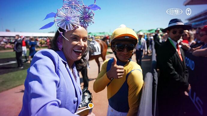 11-04_07-49-19_9 Syd_9 Syd.ts_004326920