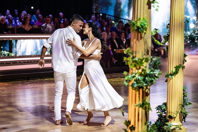 Harry_Garside_and_Siobhan_Power_DWTS_EP_5_001___Credit_Stu_Bryce