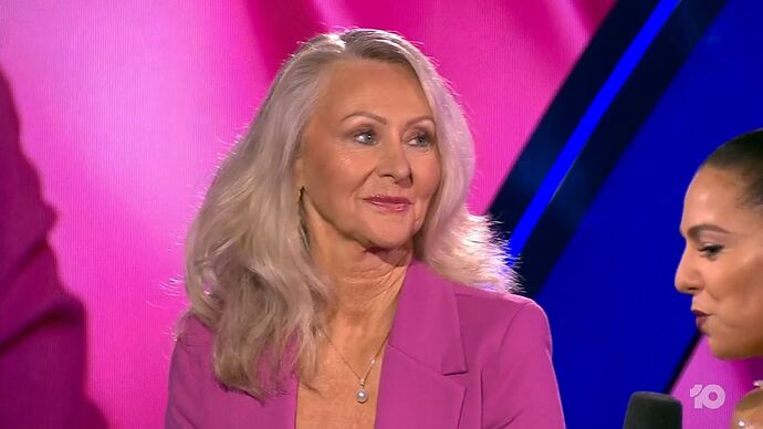 11-10_18-29-23_10 Melbourne_10 Melbourne.ts_000326195