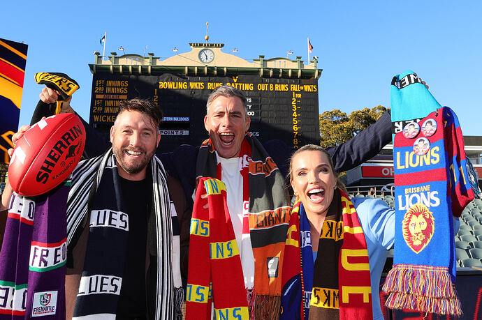 Sevens DaleThomas Matthew Richardson and Abbey Holmes at Adelaide Oval