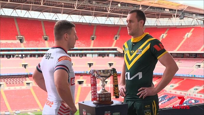 20251022175704.mp4_001144618