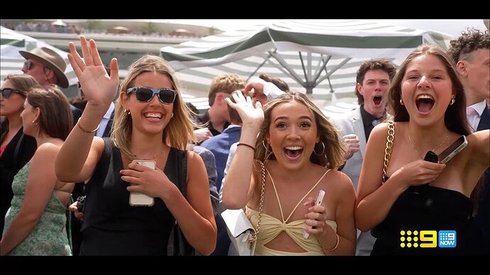 10-25_12-36-08_9 Syd_9 Syd.ts_000373968