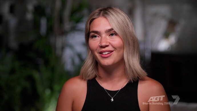 vlcsnap-2022-10-03-18h43m09s807