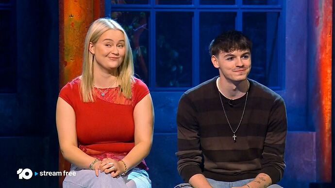 01-01_19-04-12_10 Melbourne_10 Melbourne.ts_007470620