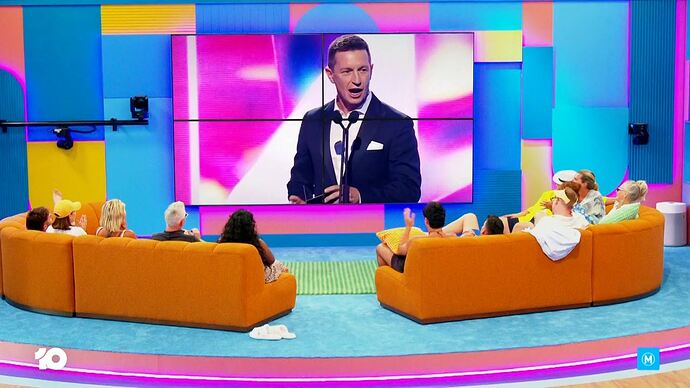 11-13_18-17-09_10 Melbourne_10 Melbourne.ts_004249221