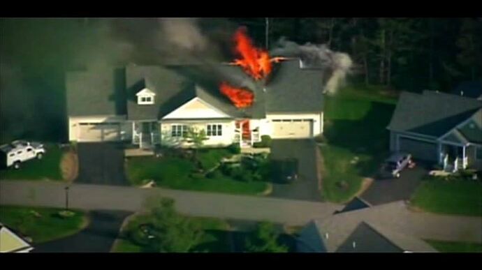 7 News Brisbane promos, updates 2014.mp4_000073640